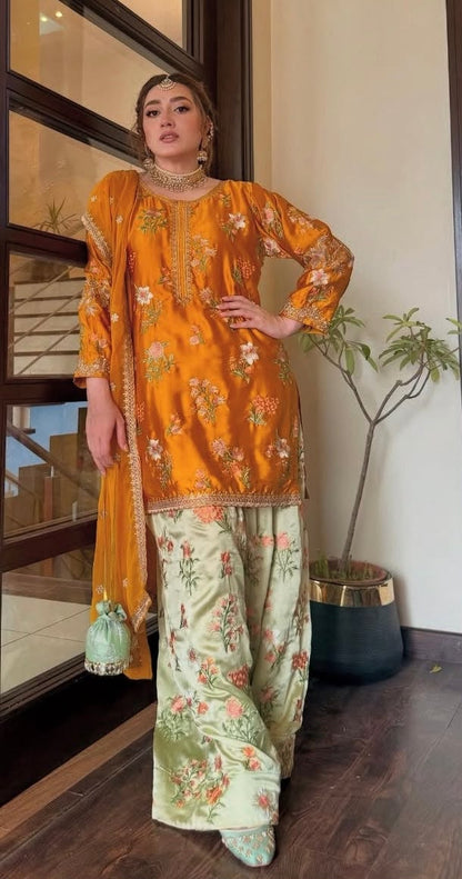 Zainab Chottani – Unstitched 3 Piece Suit