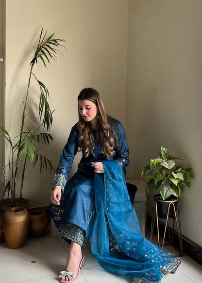 Laam – Unstitched 3 Piece Suit
