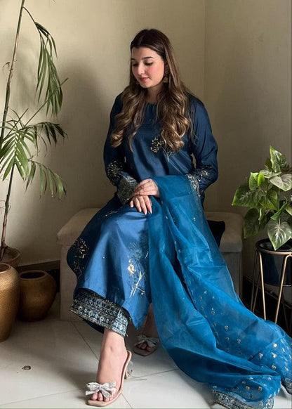 Laam – Unstitched 3 Piece Suit