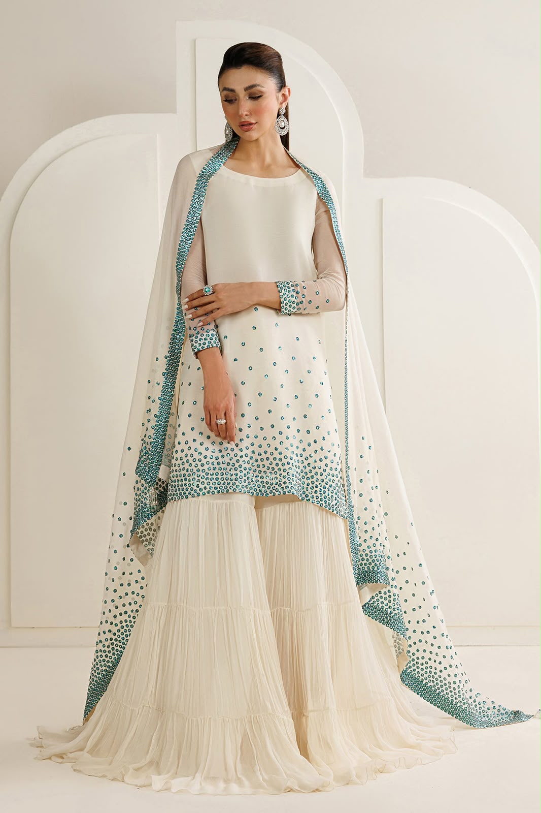 Jazmin – 3 Piece Suit Unstitch