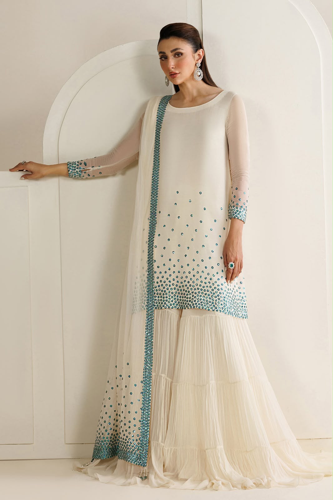 Jazmin – 3 Piece Suit Unstitch