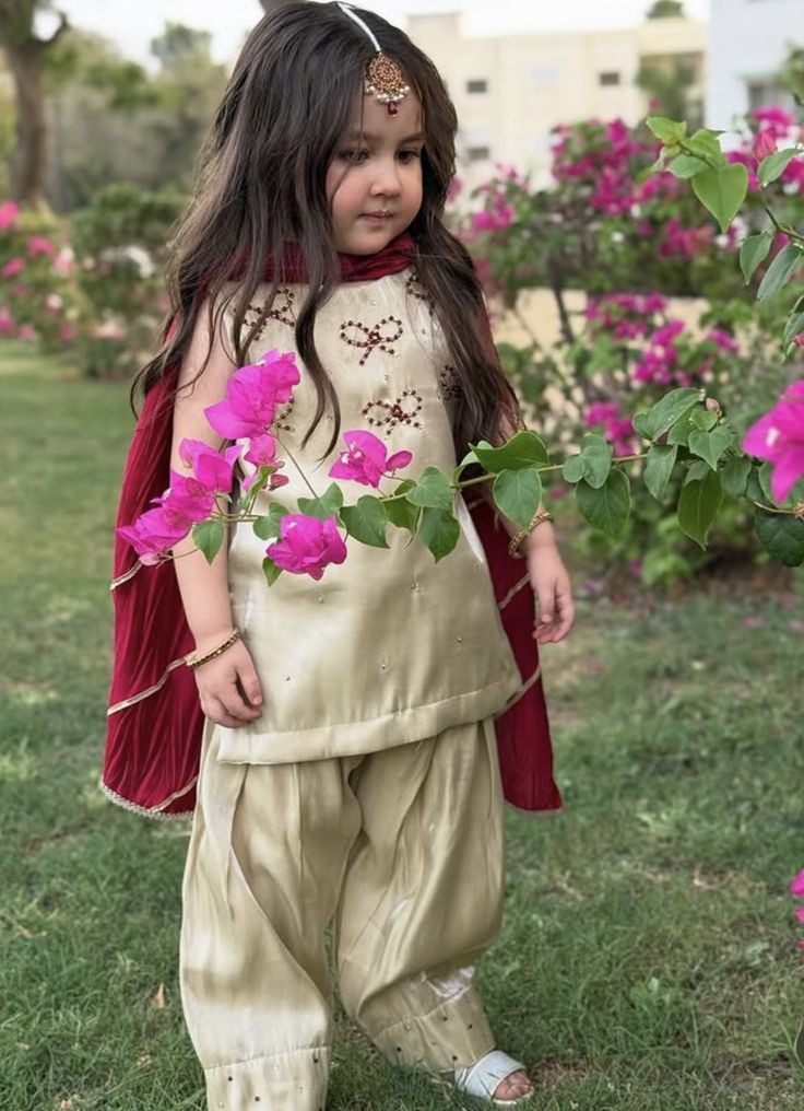Girls Pakistani Shalwar Kameez